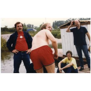 1986_VLF_picnic_dock_TAverkamp_BKurth_BShaw_MBaumback_074.jpg
