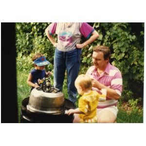 1988_VLF_picnic_keg_JGranroth_Zach-TAverkamp_keg_030.jpg