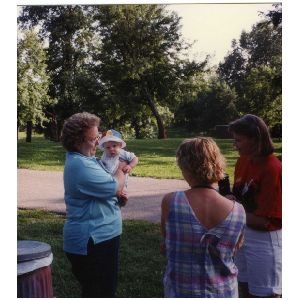 1993_VLF_picnic_JeanH_JeremyK_KUllom_KKurth_095.jpg